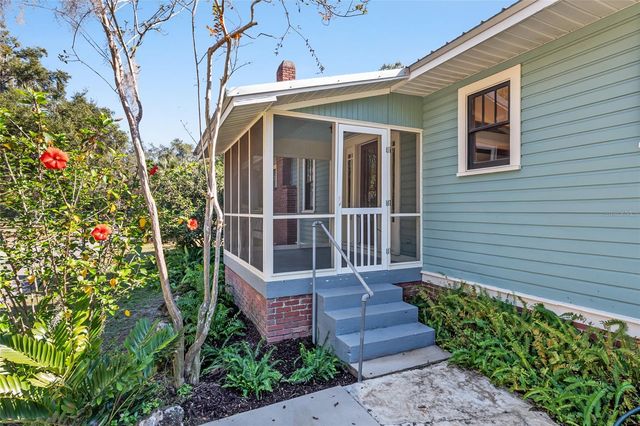 15670 S HIGHWAY 25, Weirsdale, FL 32195