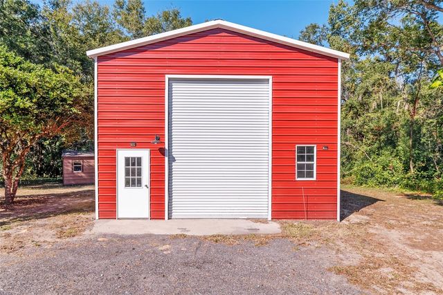 15670 S HIGHWAY 25, Weirsdale, FL 32195