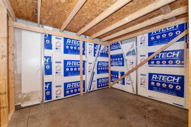 15670 S HIGHWAY 25, Weirsdale, FL 32195