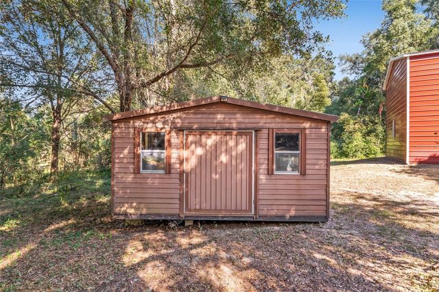 15670 S HIGHWAY 25, Weirsdale, FL 32195