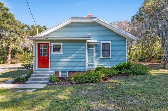 15670 S HIGHWAY 25, Weirsdale, FL 32195