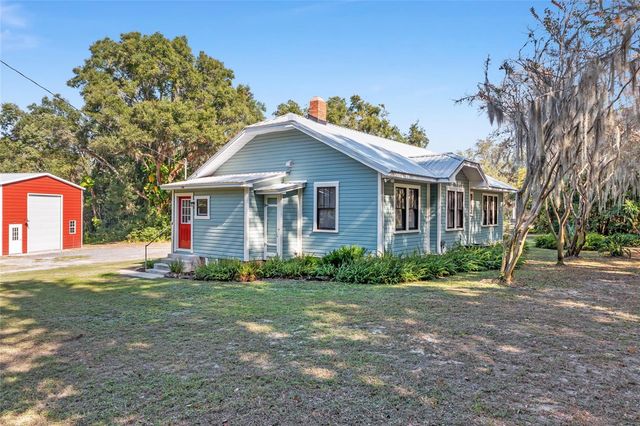 15670 S HIGHWAY 25, Weirsdale, FL 32195