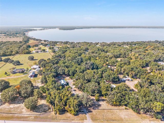 15670 S HIGHWAY 25, Weirsdale, FL 32195
