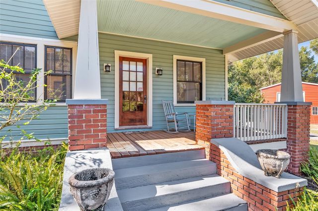 15670 S HIGHWAY 25, Weirsdale, FL 32195