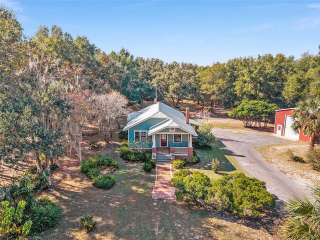 15670 S HIGHWAY 25, Weirsdale, FL 32195