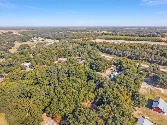 15670 S HIGHWAY 25, Weirsdale, FL 32195