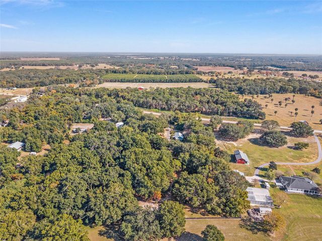 15670 S HIGHWAY 25, Weirsdale, FL 32195