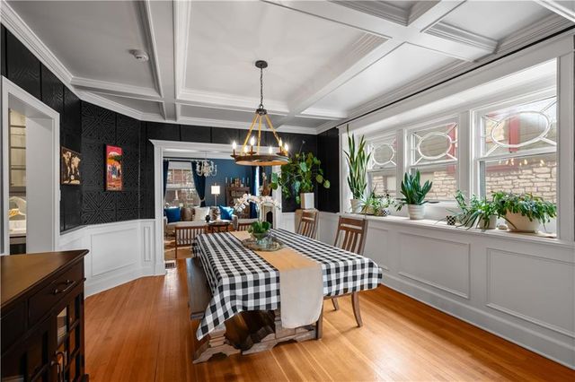 3520 Locust Street, Kansas City, MO 64109