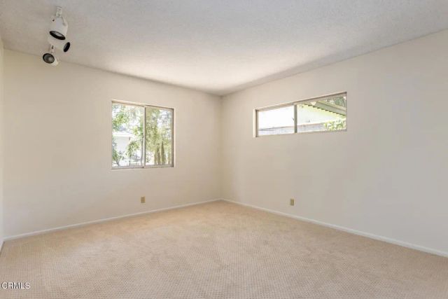 5245 Indian Drive, La Canada Flintridge, CA 91011