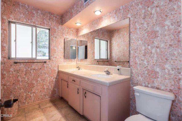 5245 Indian Drive, La Canada Flintridge, CA 91011