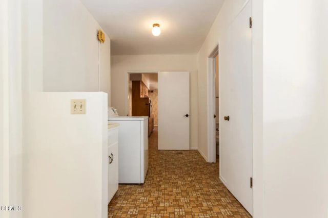 5245 Indian Drive, La Canada Flintridge, CA 91011