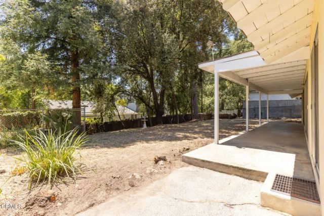 5245 Indian Drive, La Canada Flintridge, CA 91011