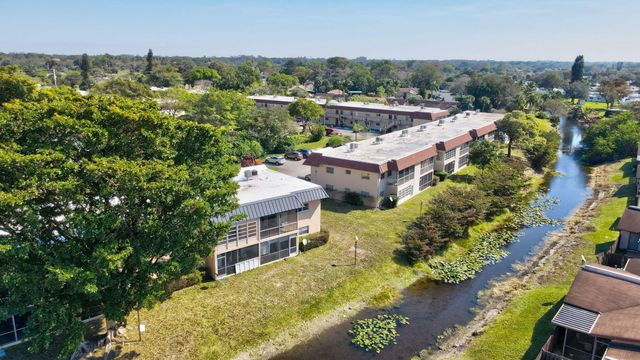 9374 SW Sw 3rd Street Street 714, Boca Raton, FL 33428