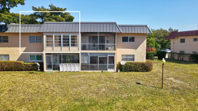 9374 SW Sw 3rd Street Street 714, Boca Raton, FL 33428