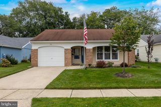 36 COTHERSTONE DR, Southampton, NJ 08088