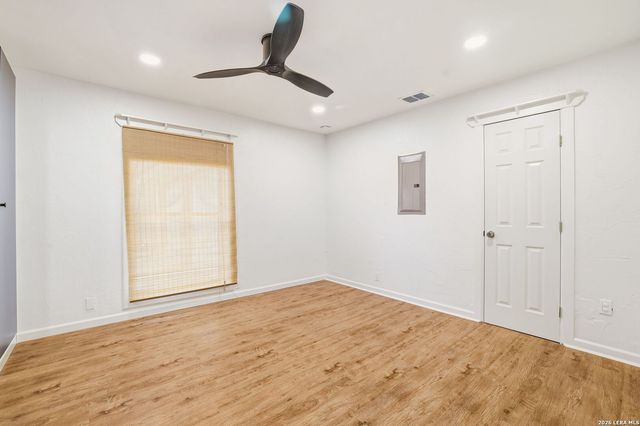 4911 Rockhurst St, San Antonio, TX 78249