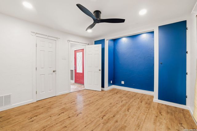 4911 Rockhurst St, San Antonio, TX 78249