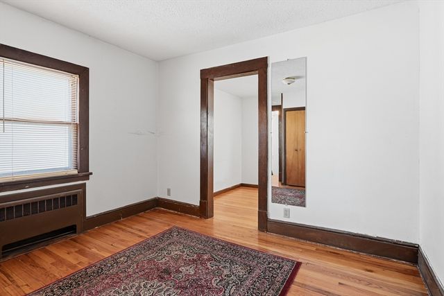 400 Nottingham St, Springfield, MA 01104
