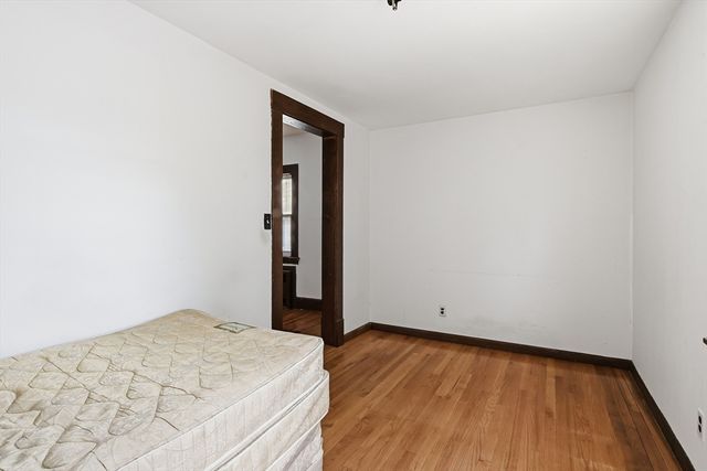 400 Nottingham St, Springfield, MA 01104