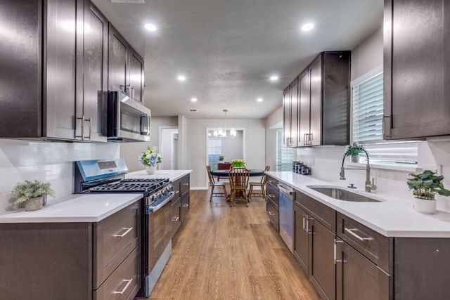 1413 Lamp Post Lane, Richardson, TX 75080