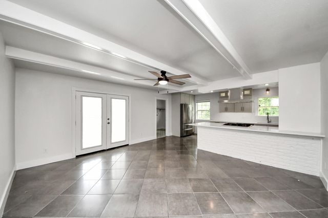 4011 Ebbtide Drive, Houston, TX 77045