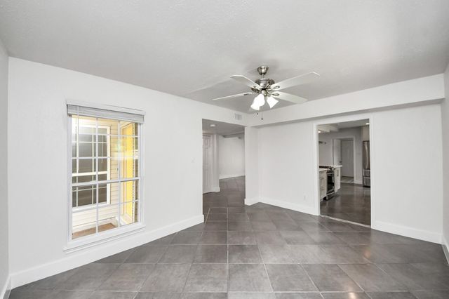 4011 Ebbtide Drive, Houston, TX 77045