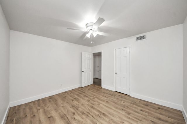 4011 Ebbtide Drive, Houston, TX 77045
