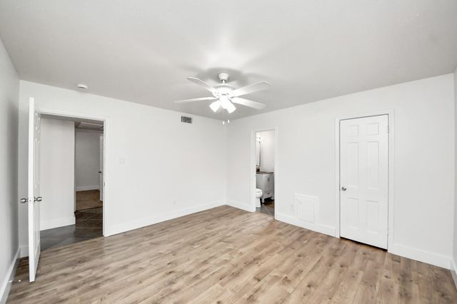 4011 Ebbtide Drive, Houston, TX 77045