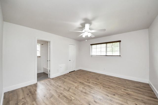 4011 Ebbtide Drive, Houston, TX 77045
