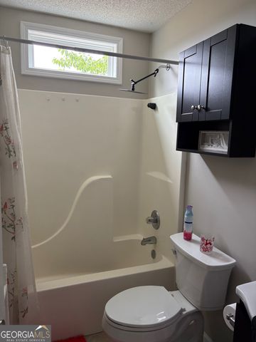 6663 Pine Ridge Circle, Blackshear, GA 31516
