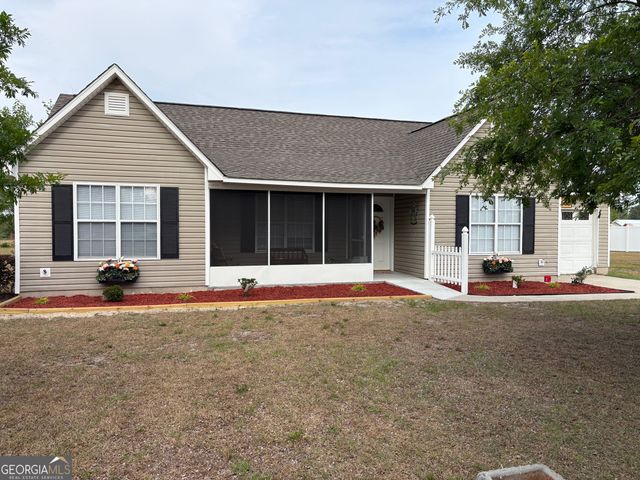 6663 Pine Ridge Circle, Blackshear, GA 31516