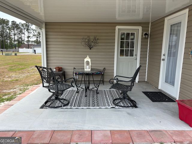 6663 Pine Ridge Circle, Blackshear, GA 31516