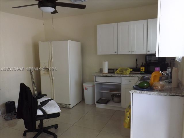 217 W 34th St, Hialeah, FL 33012