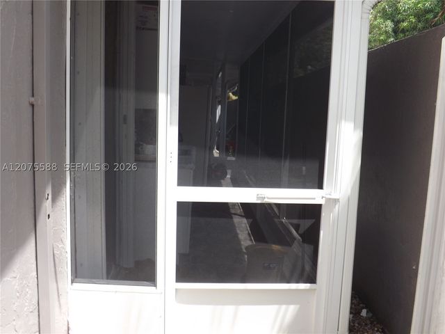 217 W 34th St, Hialeah, FL 33012