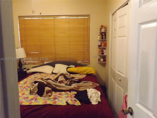 217 W 34th St, Hialeah, FL 33012