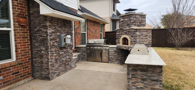 8728 Shadow Trace Drive, Fort Worth, TX 76244