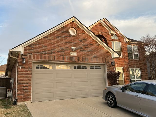 8728 Shadow Trace Drive, Fort Worth, TX 76244