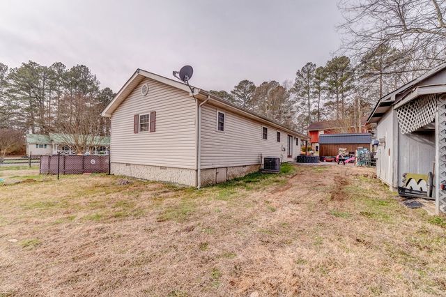 600 Pine Oaks Drive, Tunnel Hill, GA 30755