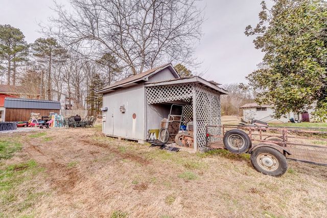 600 Pine Oaks Drive, Tunnel Hill, GA 30755