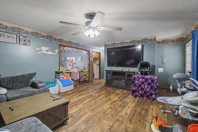 600 Pine Oaks Drive, Tunnel Hill, GA 30755