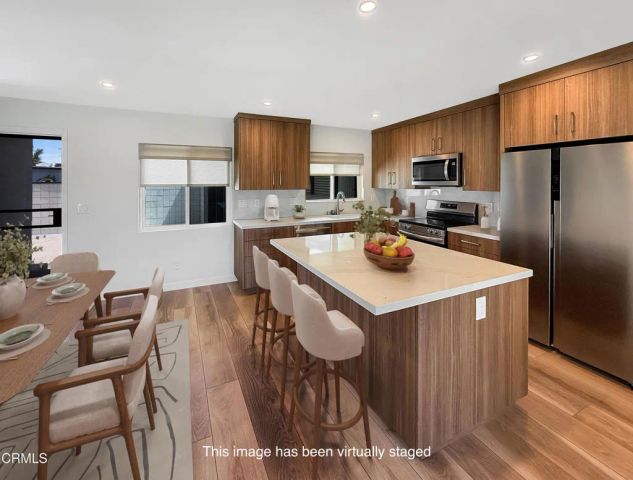 61 Redwood Avenue, Ventura, CA 93003