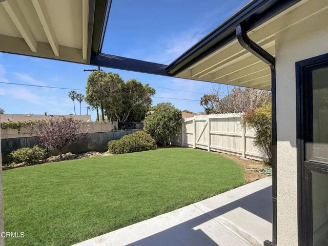 61 Redwood Avenue, Ventura, CA 93003