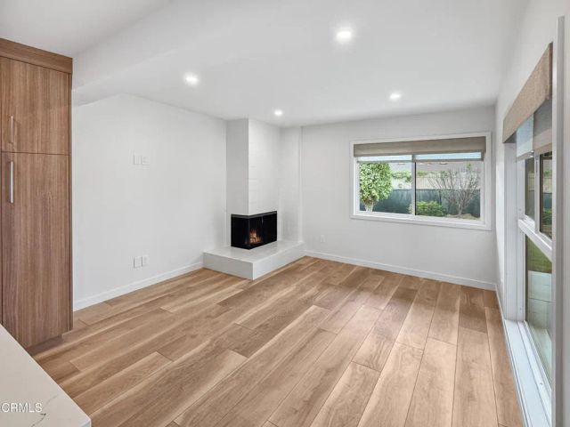 61 Redwood Avenue, Ventura, CA 93003