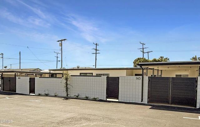 61 Redwood Avenue, Ventura, CA 93003