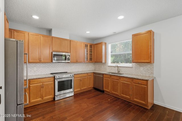 105 CROWN WHEEL Circle, St. Johns, FL 32259