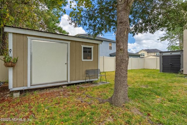 105 CROWN WHEEL Circle, St. Johns, FL 32259