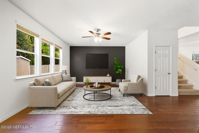 105 CROWN WHEEL Circle, St. Johns, FL 32259