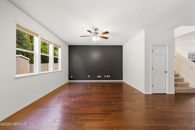 105 CROWN WHEEL Circle, St. Johns, FL 32259