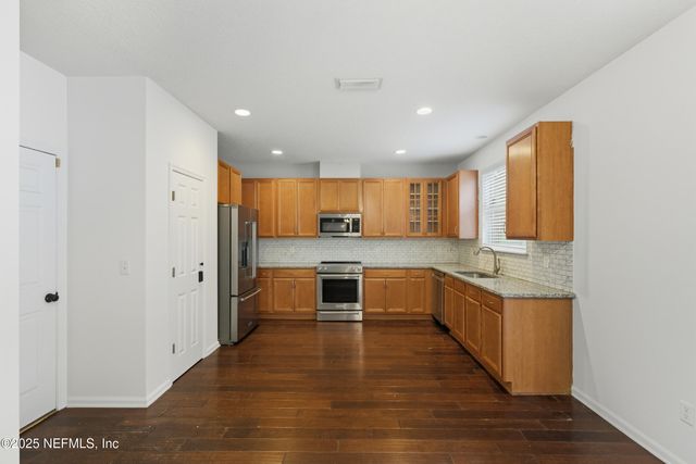 105 CROWN WHEEL Circle, St. Johns, FL 32259