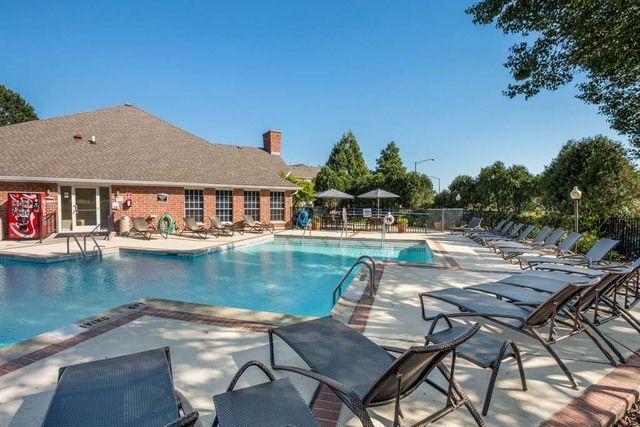 120 Aster Drive 2212, Schaumburg, IL 60173